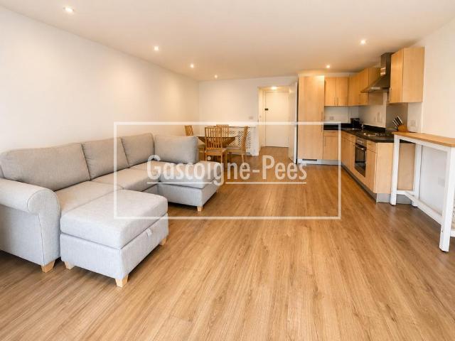 Apartment for rent in Norbiton, Greater London