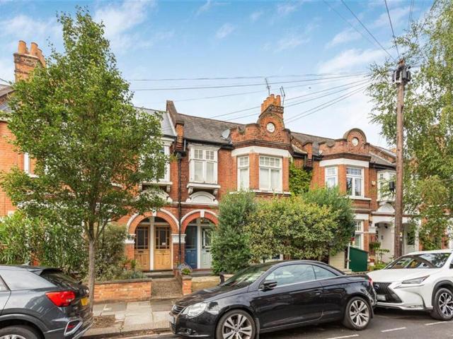 House for rent in Mortlake, Greater London