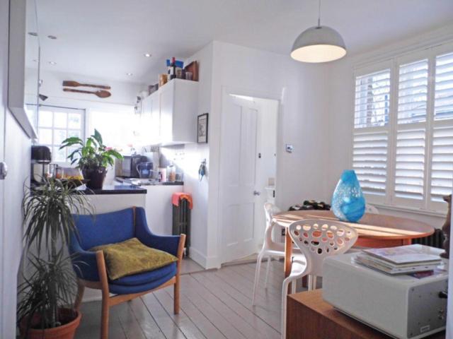 House for rent in Mortlake, Greater London