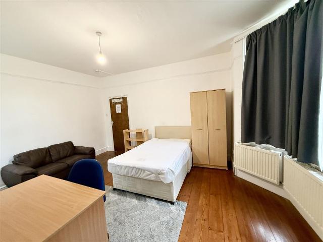 Room for rent in Greater London