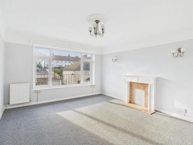 Apartment for rent in Rottingdean