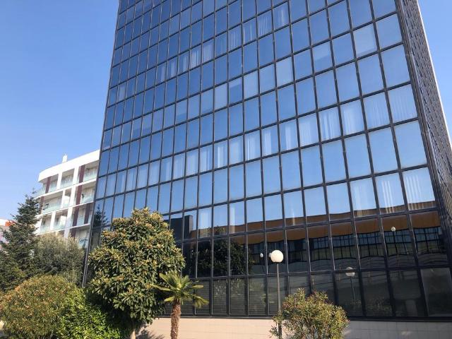Ufficio in affitto a Municipio 5, Milano