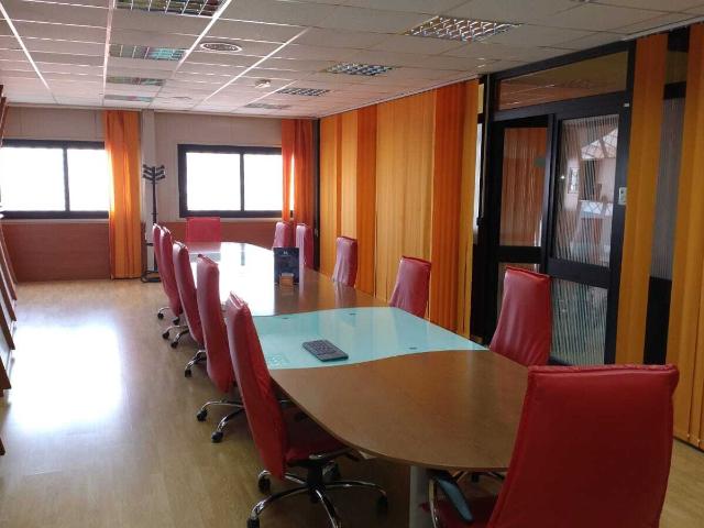 Ufficio in affitto a Camaldoli, Campania