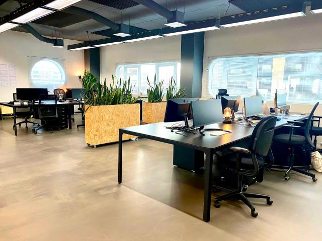 Bedrijfspand te huur in Nieuw-West, Amsterdam