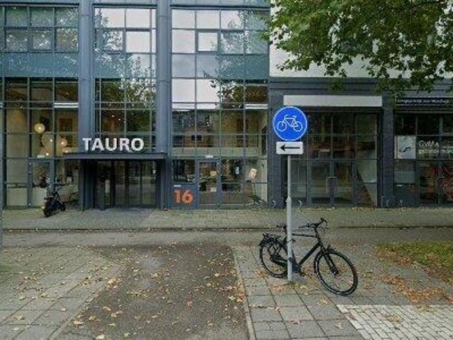 Bedrijfspand te huur in Alphen Aan Den Rijn, Zuid Holland