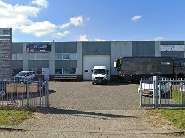 Bedrijfspand te huur in Ooij, Berg en Dal