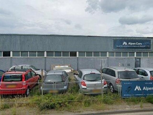 Bedrijfspand te huur in Noord, Breda