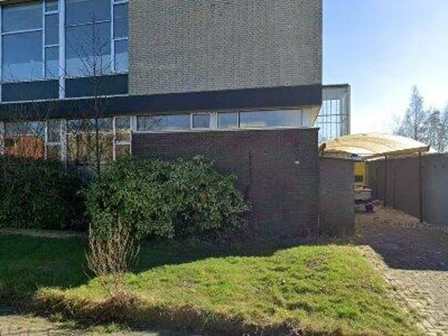 Bedrijfspand te huur in Angwier, Wergea
