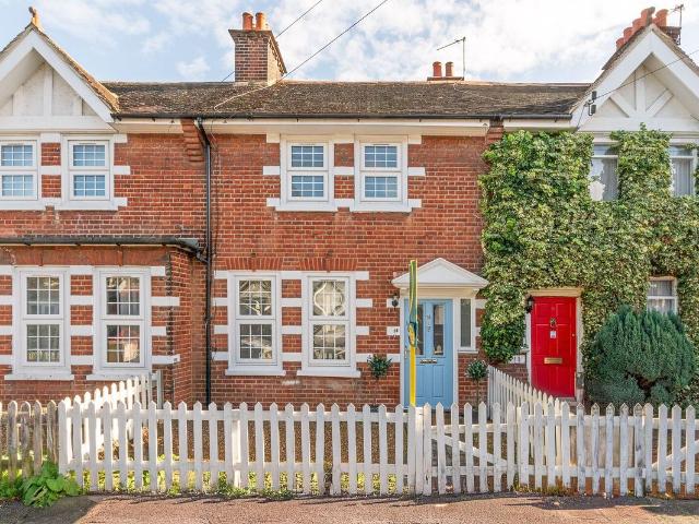 House for rent in The Wrythe, Greater London