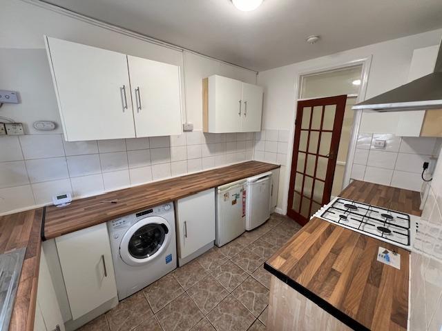 Apartment for rent in London Borough of Ealing, Hanwell