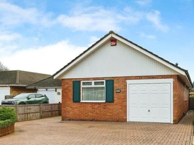 House for sale in Spring Vale, Hampshire