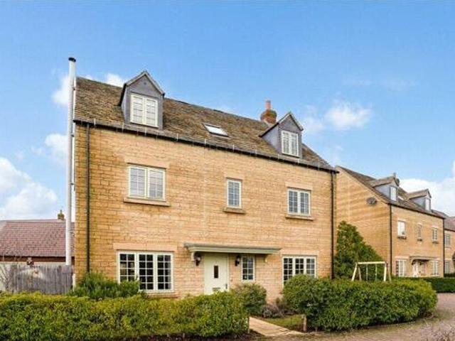 House for sale in Fossebridge, Gloucestershire