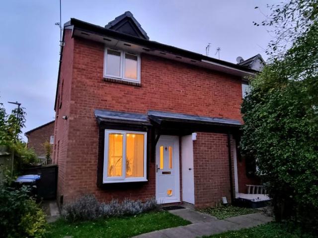 Apartment for rent in Panshanger, Fretherne