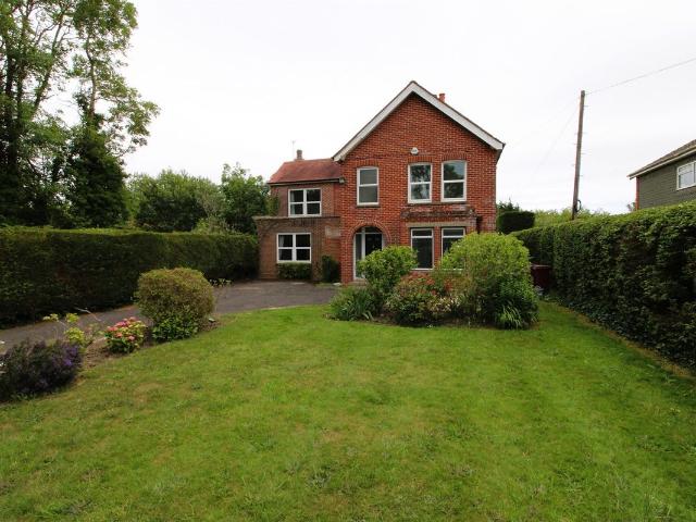 House for rent in Littlecote, West Sussex