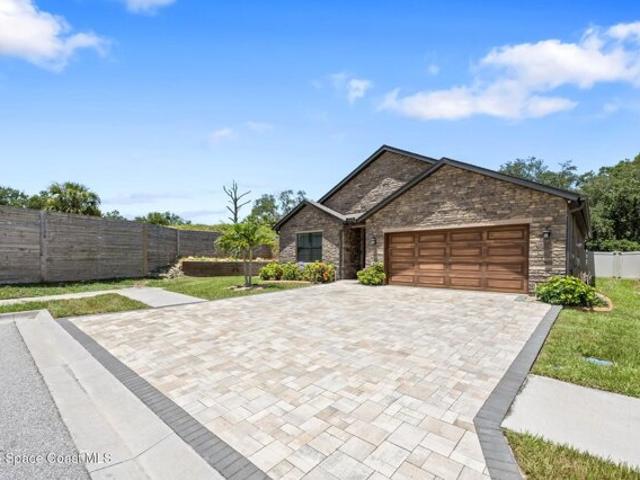 House for sale in Cocoa