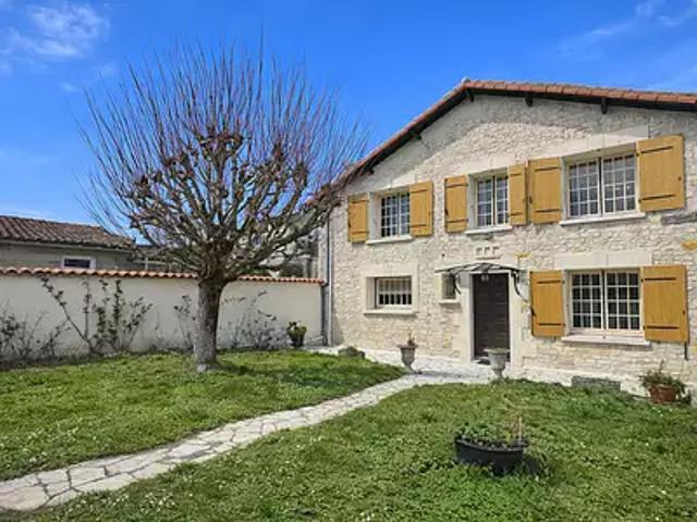 Maison vente à Saintes, Cozes