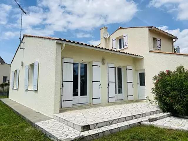 Maison location à Saintes, Cozes
