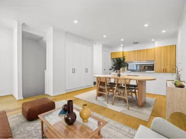 Condo for rent in Horseshoe Creek, South Australia