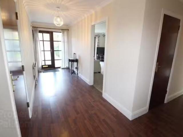 House to rent in Gorteeny, Connacht