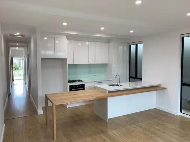 House for rent in Mount Barker, South Australia