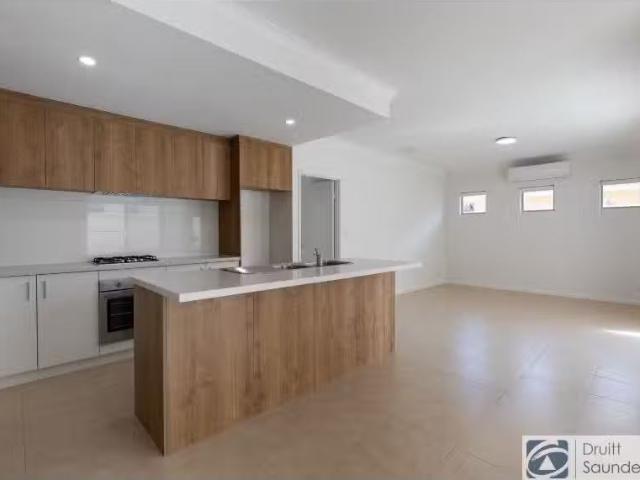 House for rent in Madeley, Western Australia