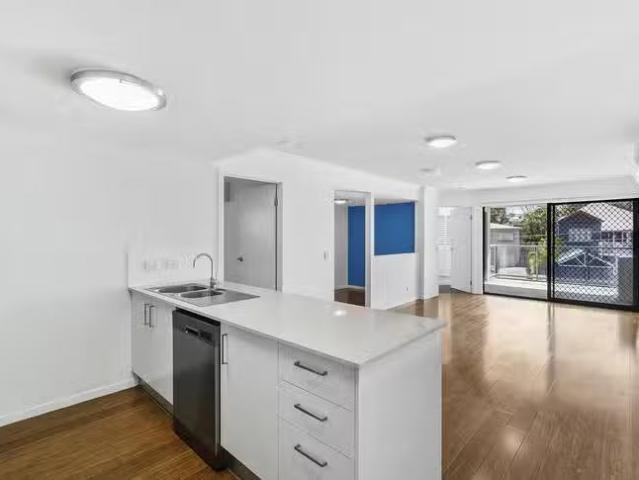 Apartment for rent in Toombul, Queensland
