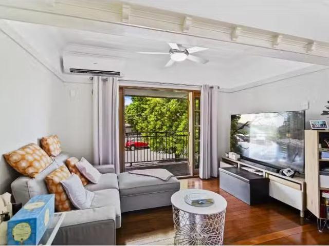 Apartment for rent in Toombul, Queensland