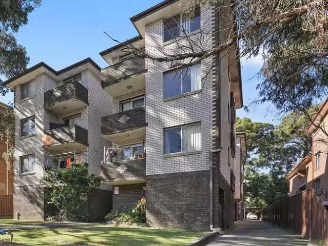 Apartment for rent in Toombul, Queensland