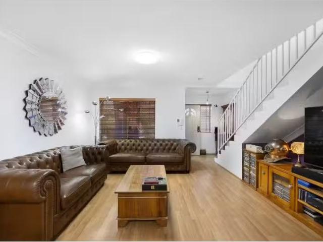 Condo for rent in Sydney, New South Wales