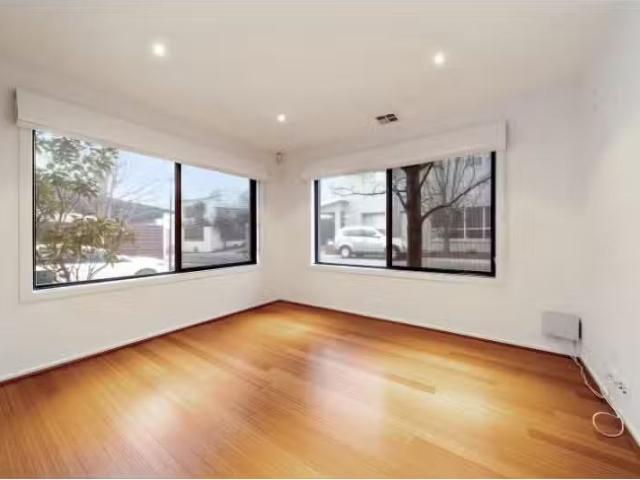 Condo for rent in Downer, Australian Capital Territory