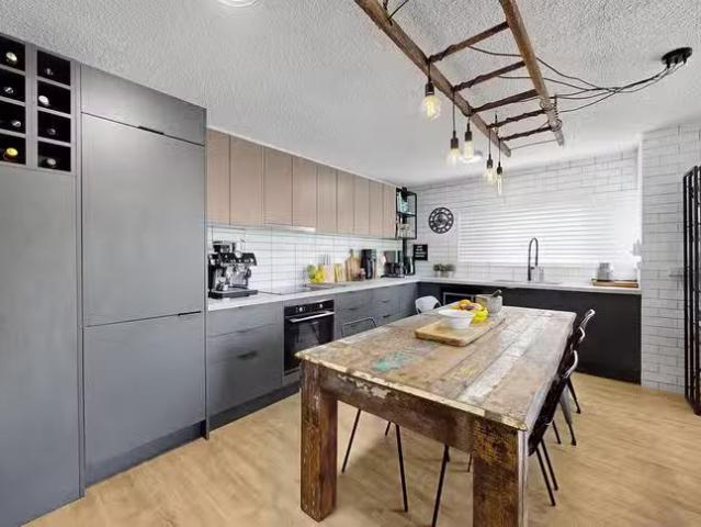 Apartment for rent in Kings Creek, Queensland