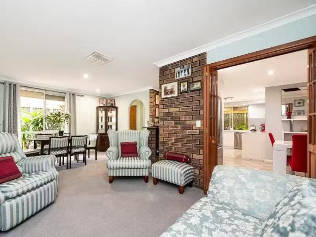 House for rent in Forrestfield, Western Australia