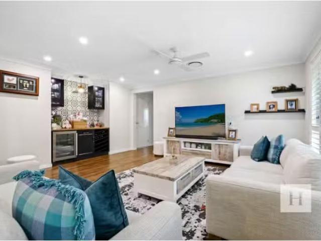 House for rent in Wadalba, New South Wales
