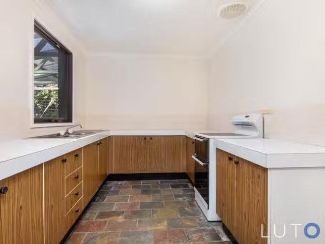 House for rent in Wanniassa, Australian Capital Territory