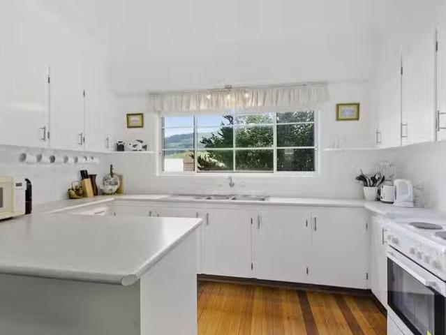 House for rent in Wollongong West, New South Wales