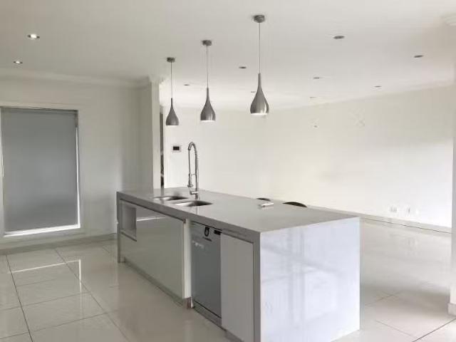 Condo for rent in Sydney, New South Wales