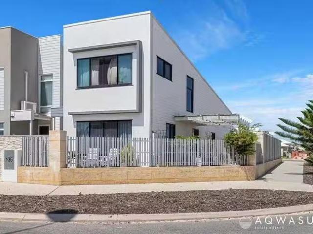 House for rent in Golden Bay, Western Australia