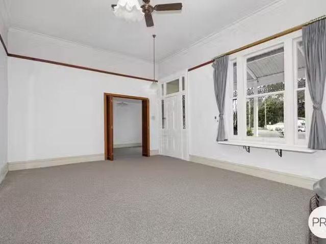 House for rent in Creswick, Victoria