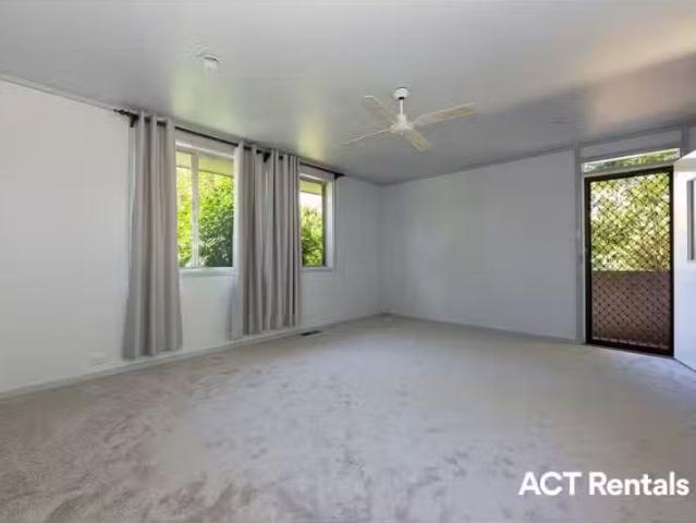 House for rent in Higgins, Australian Capital Territory
