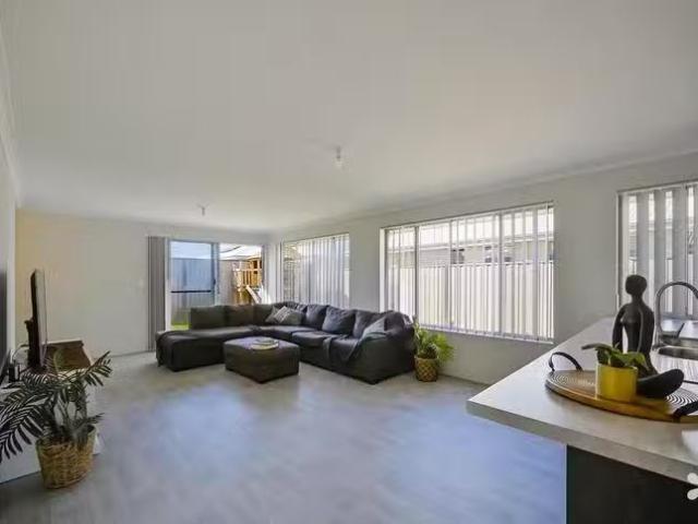 House for rent in Whitby, Western Australia