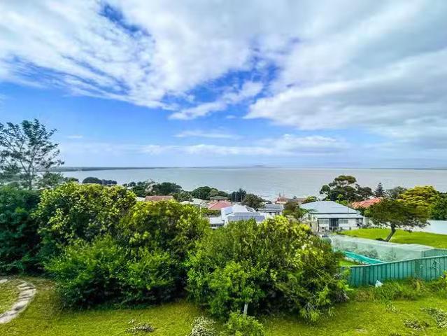 House for rent in Wollongong West, New South Wales