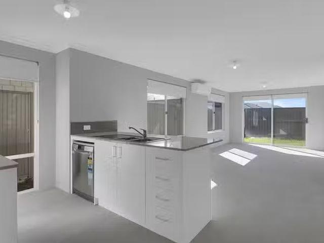 House for rent in Stirling, Western Australia