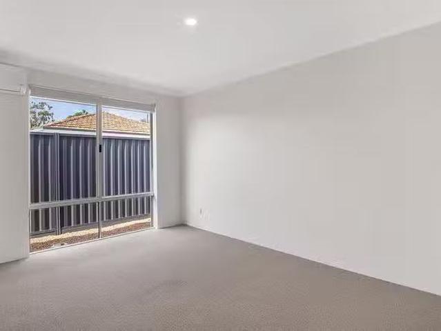 House for rent in Hamilton Hill, Western Australia