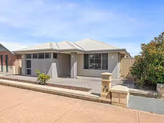House for rent in Southern River, Western Australia