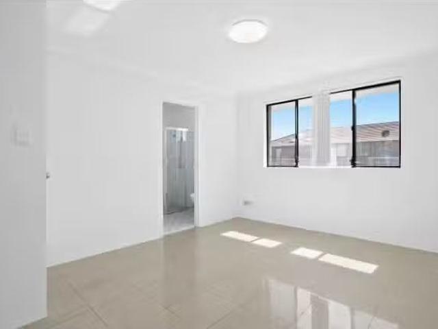 Condo for rent in Sydney, New South Wales