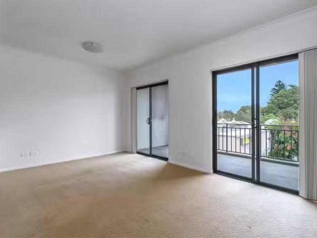 Apartment for rent in Cockburn, Western Australia