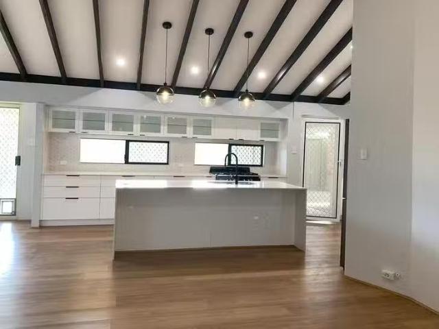 House for rent in Canning Vale, Western Australia
