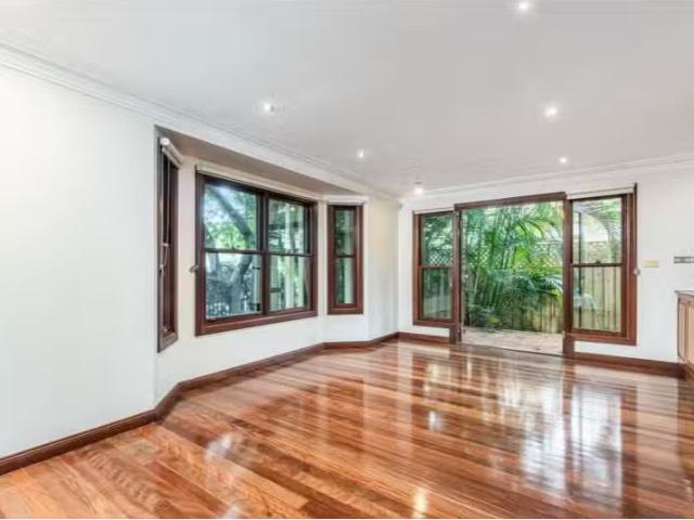 Condo for rent in Sydney, New South Wales