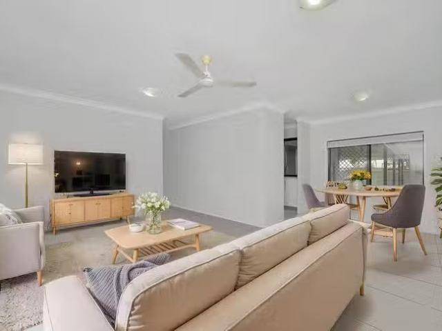 House for rent in Mount Louisa, Queensland