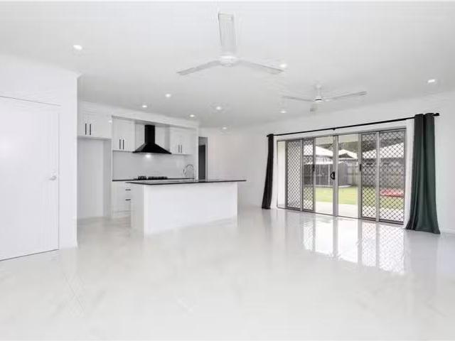 House for rent in Bentley Park, Queensland